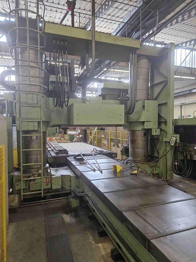 Usato FRESATRICE A PORTALE SNK RB 3 N CNC