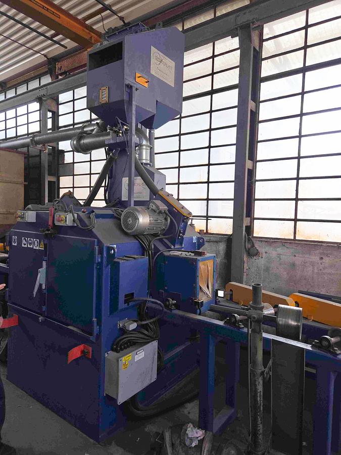 Usato GRANIGLIATRICE A TAVOLA GIREVOLE TECHNOBLAST TR 120 + RB