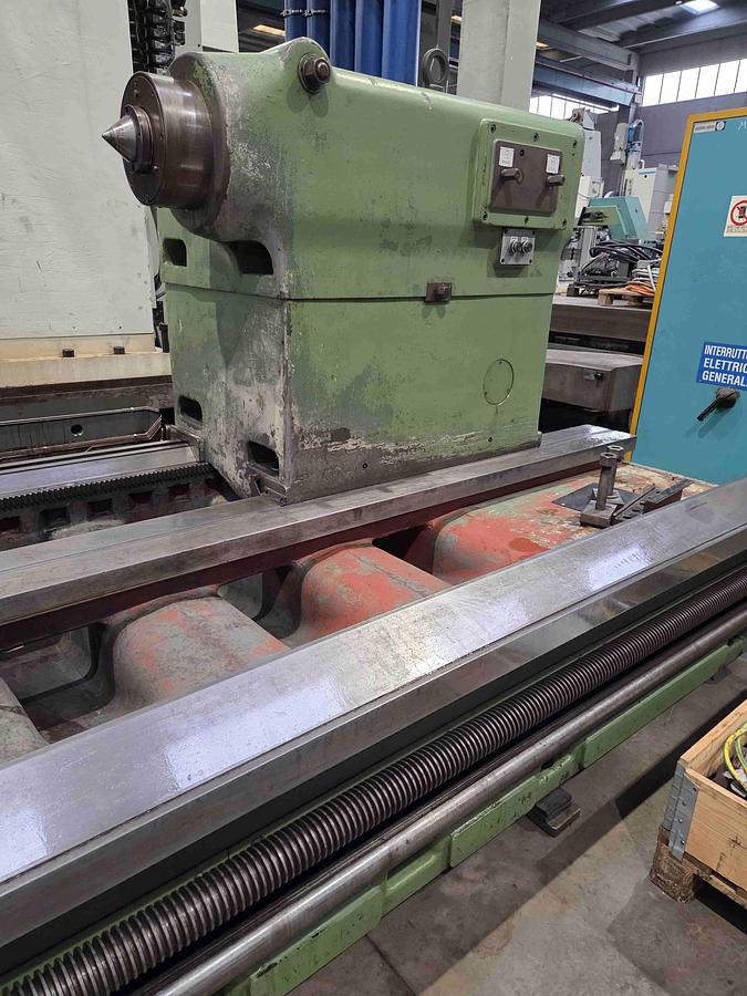 Usato TORNIO PARALLELO A TRE GUIDE MORANDO 3 PR 7