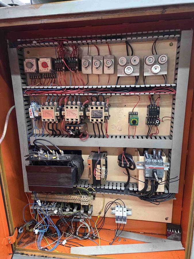 Usato TORNIO PARALLELO MERLI CLOVIS 50 - 640 x 11000