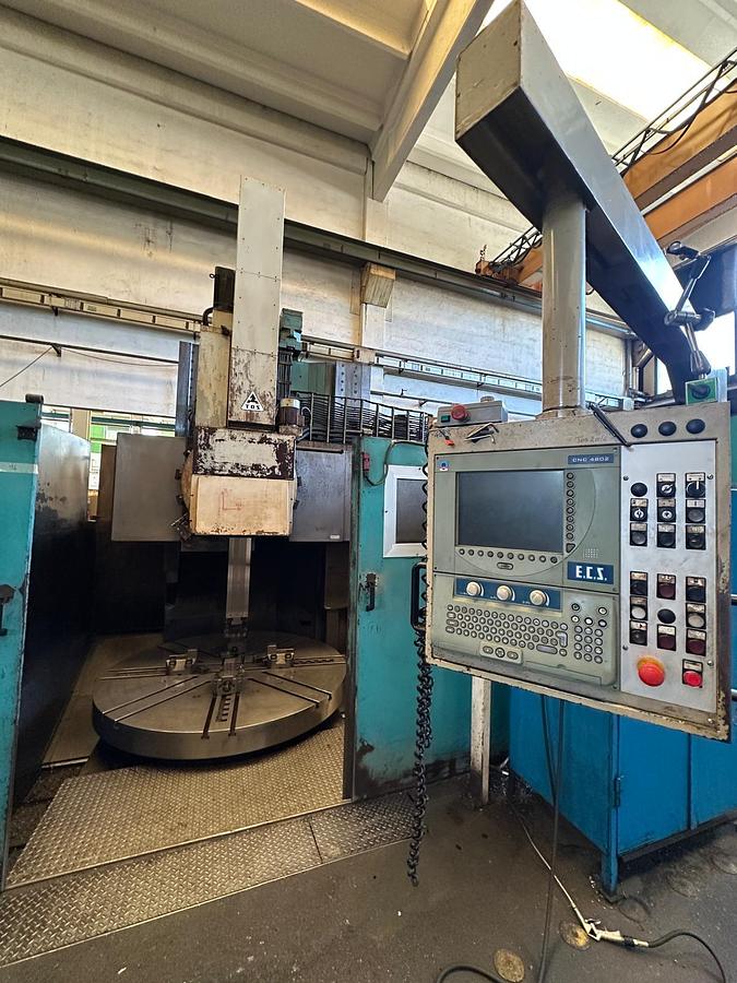 Usato TORNIO VERTICALE TOS MCSK 20 CNC