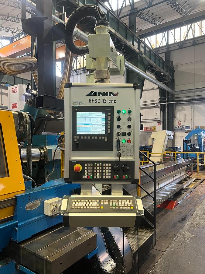 Usato TORNIO PARALLELO A TRE GUIDE GIANA GFSC 12 CNC - 760 x 7000