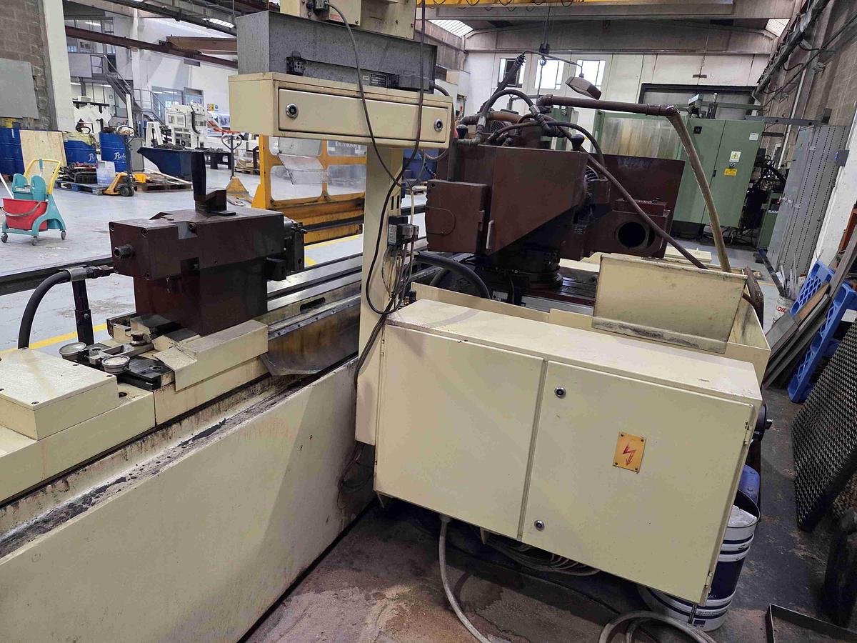 Usato RETTIFICA UNIVERSALE SCHAUDT E 550 U 2000