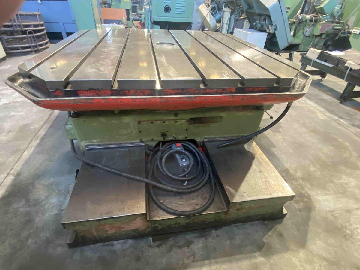 Usato TAVOLA ROTOTRASLANTE SKODA E 20