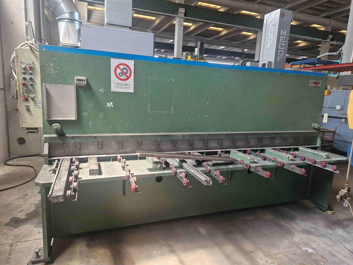Usato CESOIA OLEODINAMICA OMAG ES 308