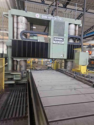 Usato FRESATRICE A PORTALE SNK RB 3 N CNC