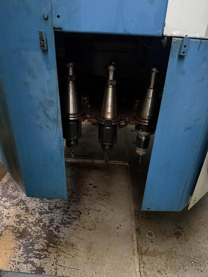 Usato TORNIO VERTICALE TOS SKS 16 CNC