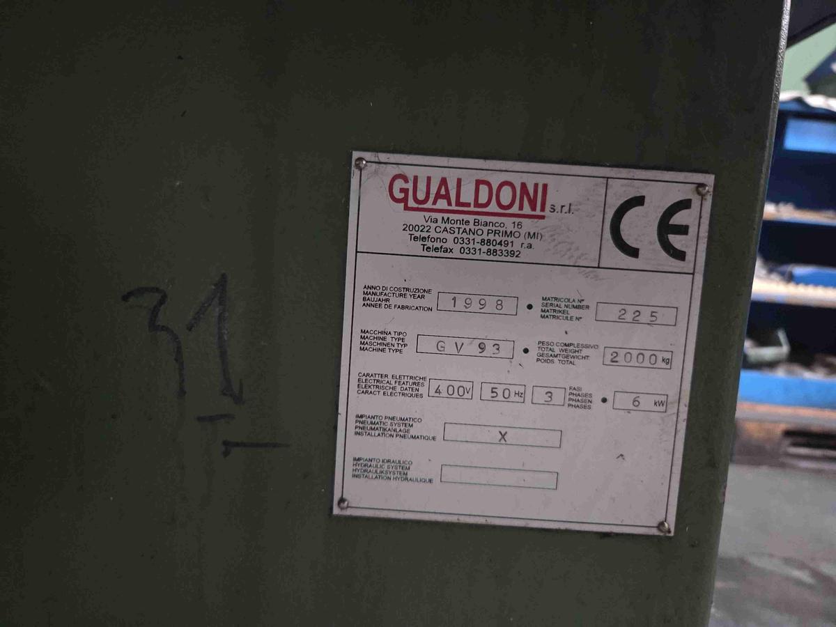 Usato FRESATRICE VERTICALE GUALDONI GV 93 CNC
