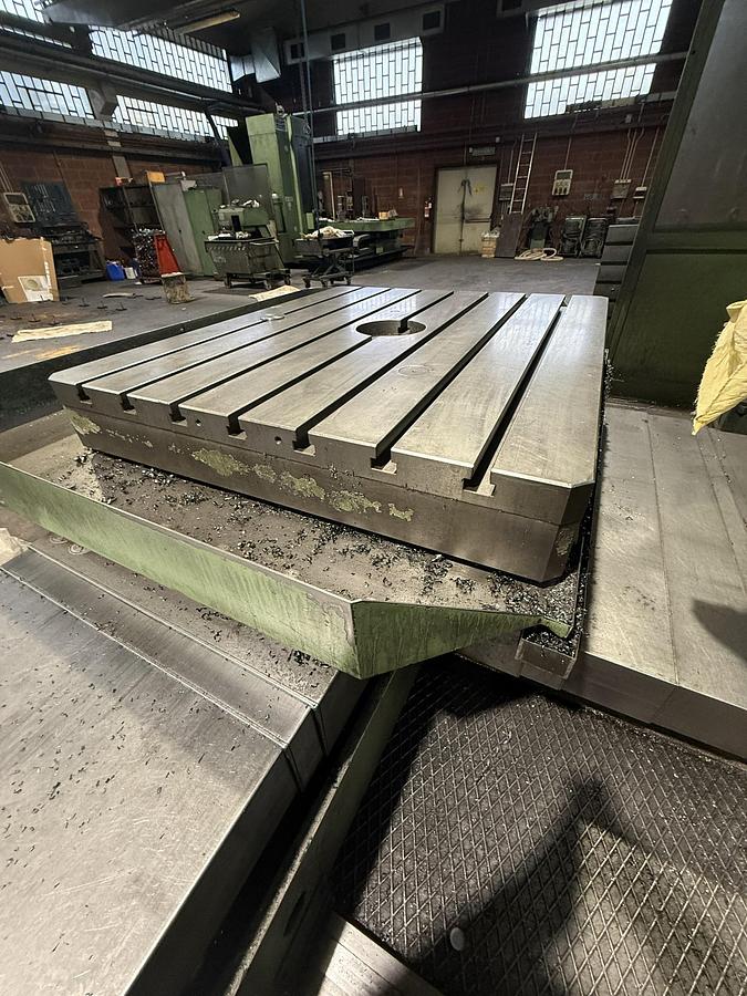 Usato ALESATRICE A TAVOLA MONTI MCS 100 CNC