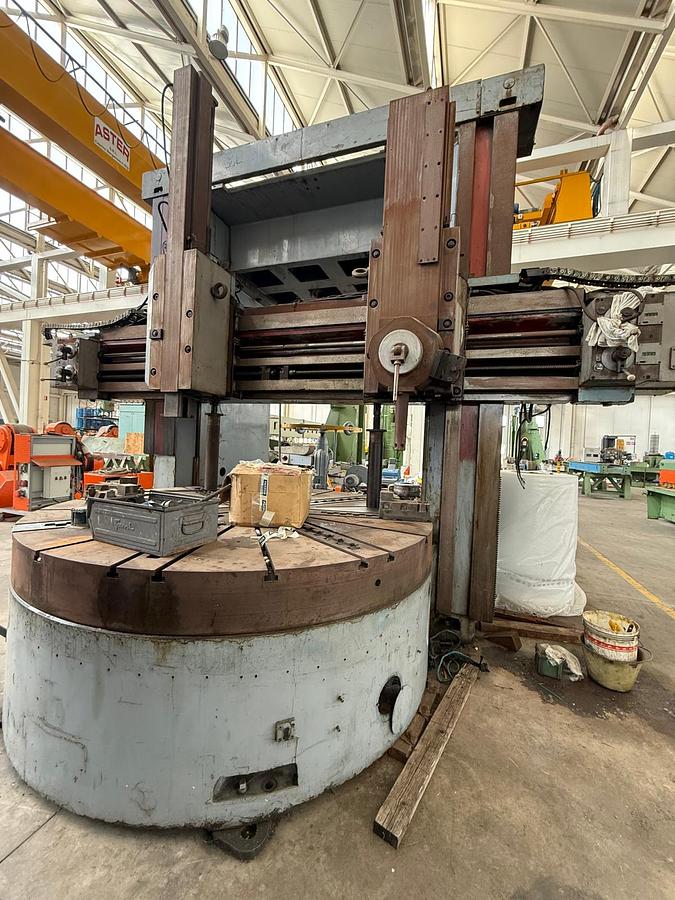 Usato TORNIO VERTICALE TITAN SC 27