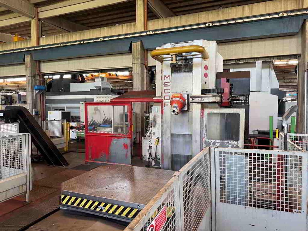 Usato FRESATRICE A MONTANTE MOBILE MECOF AGILE M 3 CNC
