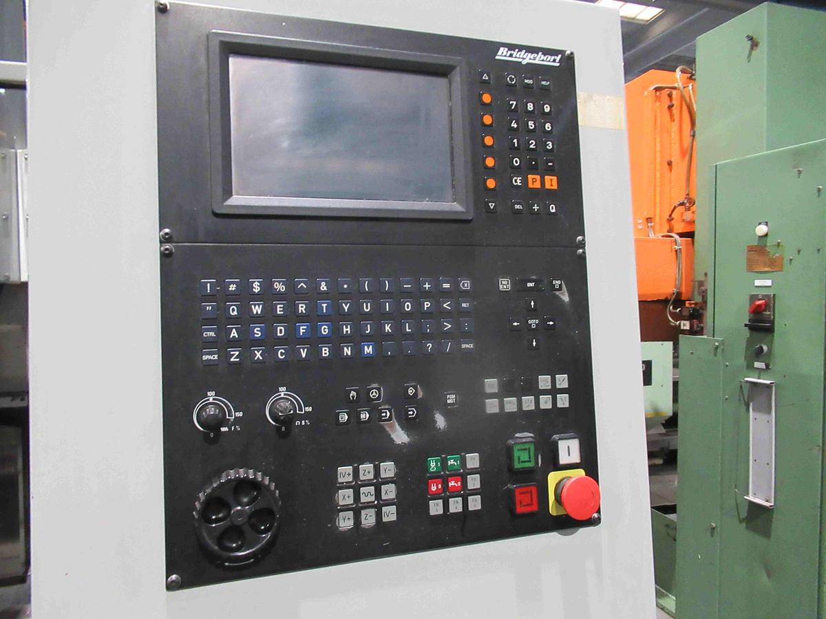 Usato FRESATRICE VERTICALE BRIDGEPORT VMC 560-22 CNC