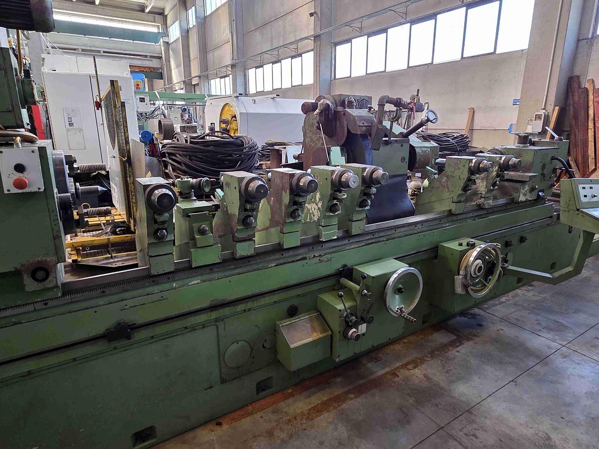 Usato RETTIFICA PER ESTERNI KIKINDA AFE 400 x 4000