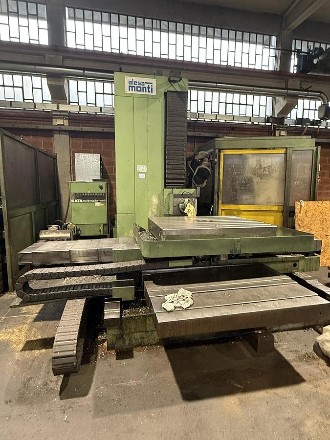 Usato ALESATRICE A TAVOLA MONTI MCS 100 CNC