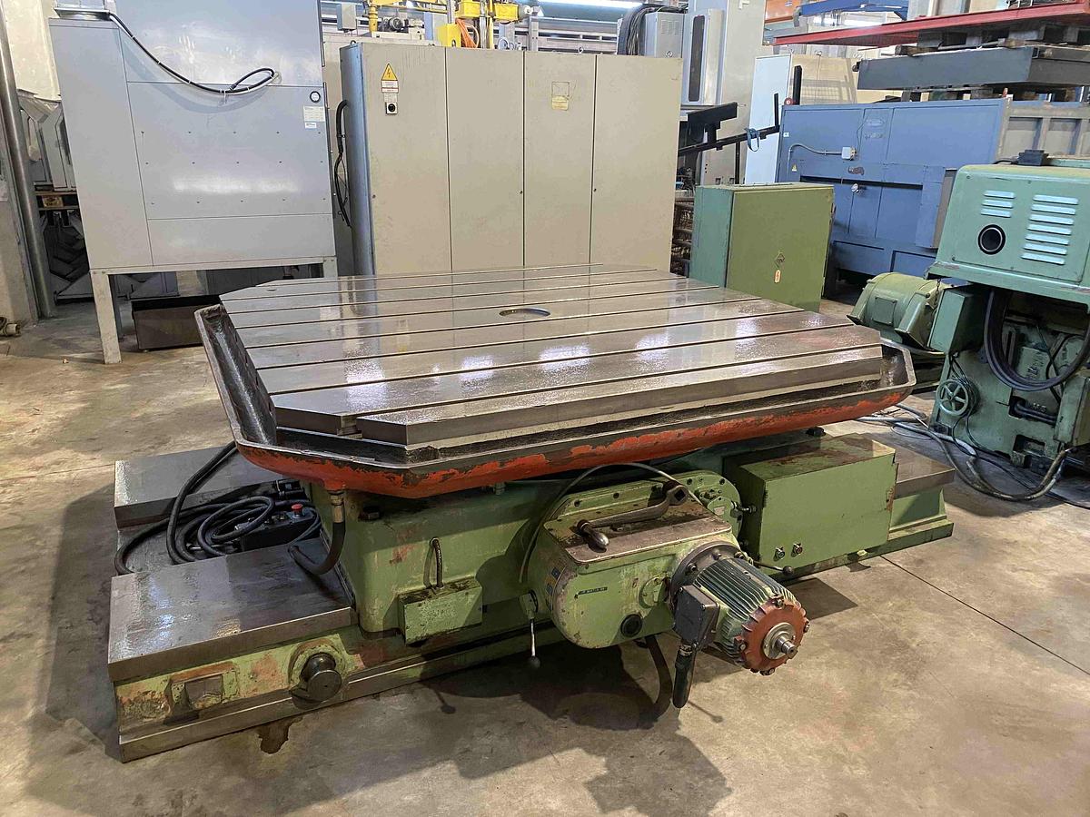 Usato TAVOLA ROTOTRASLANTE SKODA E 20