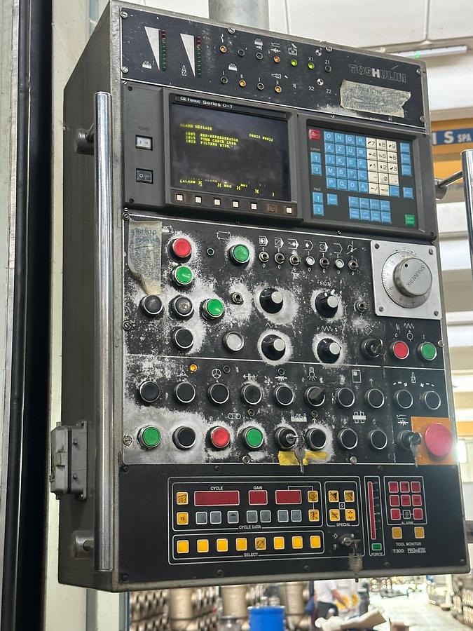 Usato TORNIO VERTICALE TOS SKS 16 CNC
