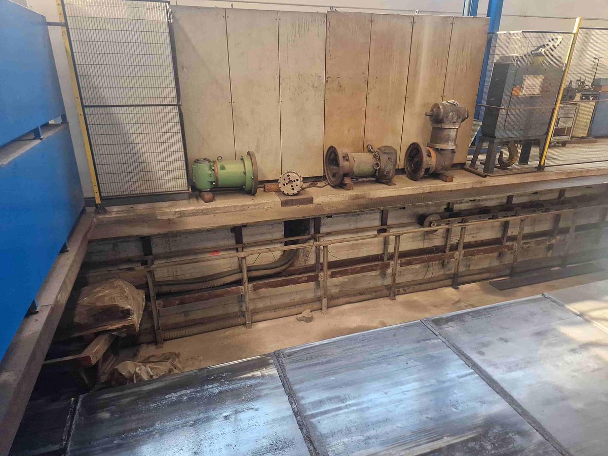 Usato ALESATRICE A MONTANTE MOBILE SKODA W 200