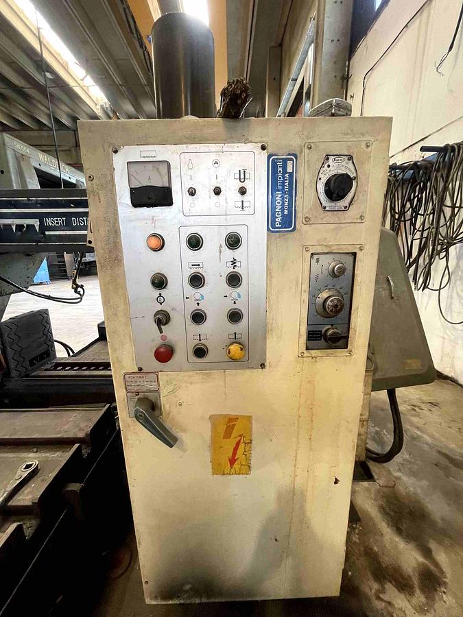 Usato SEGATRICE A NASTRO AUTOMATICA AMADA H 600