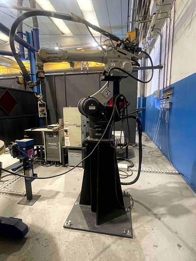 Usato IMPIANTO DI SALDATURA ROBOTIZZATO ROBOTECO ITALARGON