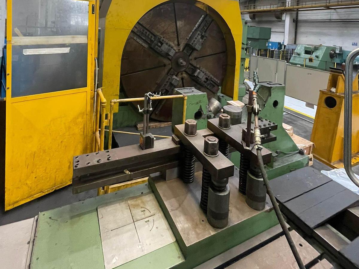 Usato TORNIO PARALLELO A QUATTRO GUIDE INNSE  TP 150 x 10000 CNC