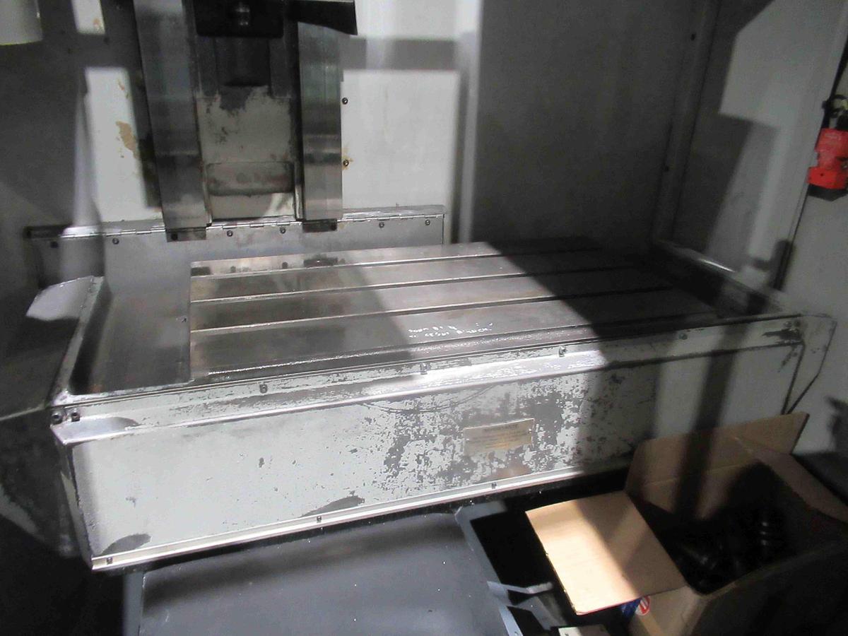 Usato FRESATRICE VERTICALE BRIDGEPORT VMC 560-22 CNC