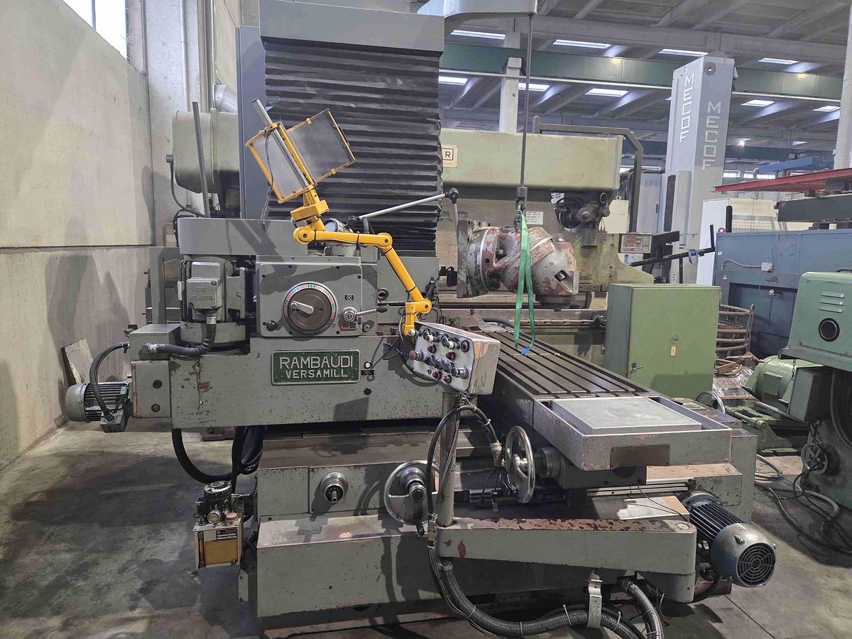 Usato FRESATRICE A BANCO FISSO RAMBAUDI VERSAMILL 12