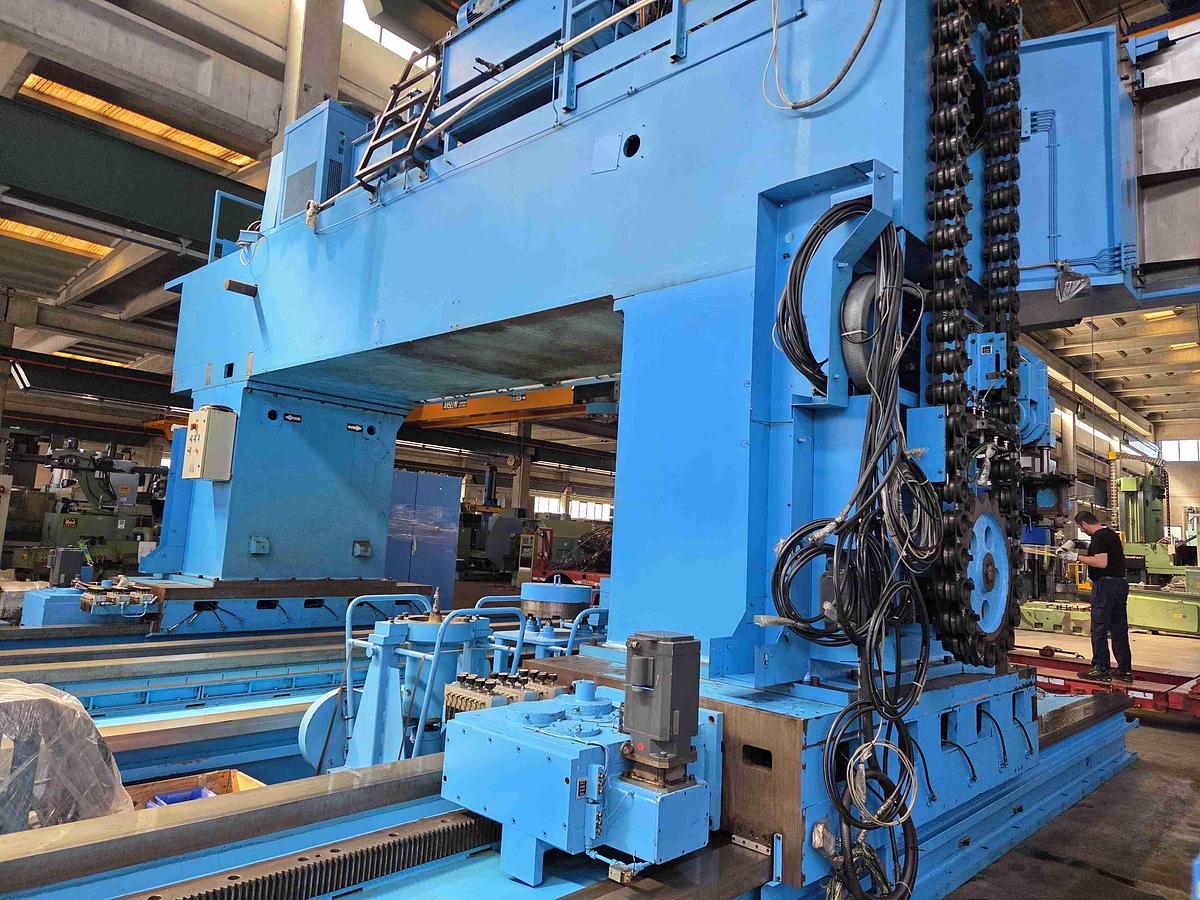 Usato FRESATRICE A PORTALE MOBILE FOREST LINE’ S 246 TF-MH CNC