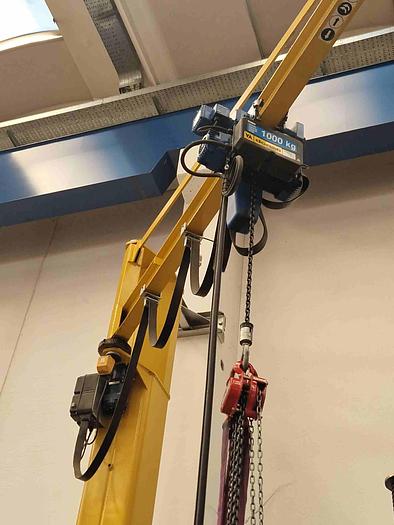 Usato GRU A BANDIERA COSMET 1 Tonn.