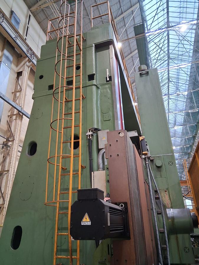 Usato TORNIO VERTICALE STANKOIMPORT 1550 H CNC