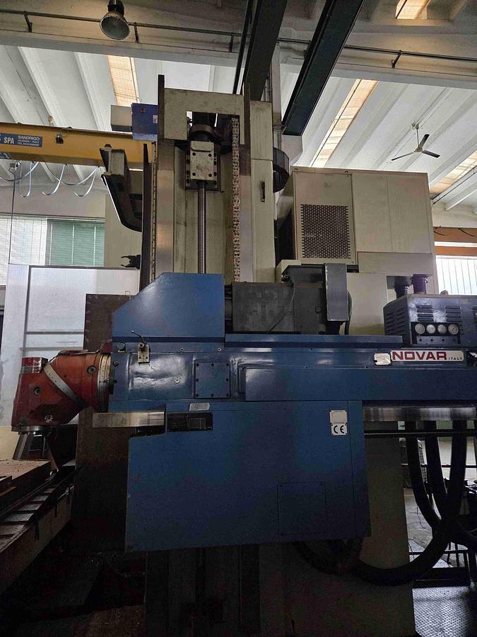 Usato FRESATRICE A "T" NOVAR PROTEA 5000 CNC