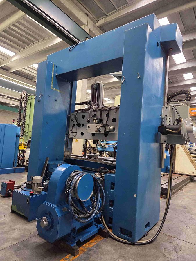 Usato TORNIO VERTICALE OMBA TV 215 CNC