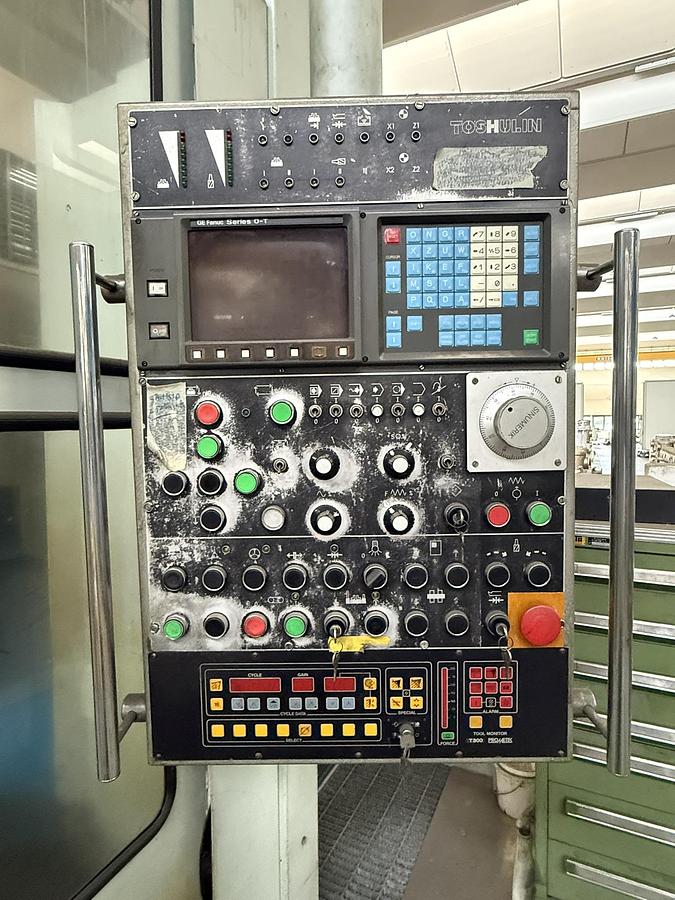 Usato TORNIO VERTICALE TOS SKS 16 CNC