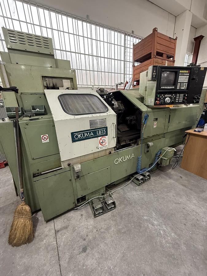 Usato TORNIO PARALLELO A BANCALE INCLINATO OKUMA LB 15 C CNC