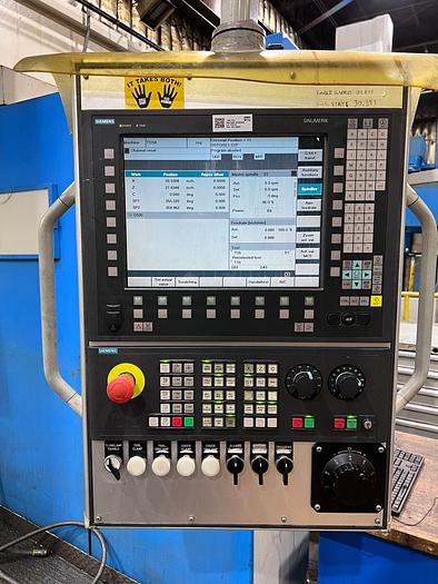Usato TORNIO VERTICALE TOS SKIQ 16 B CNC