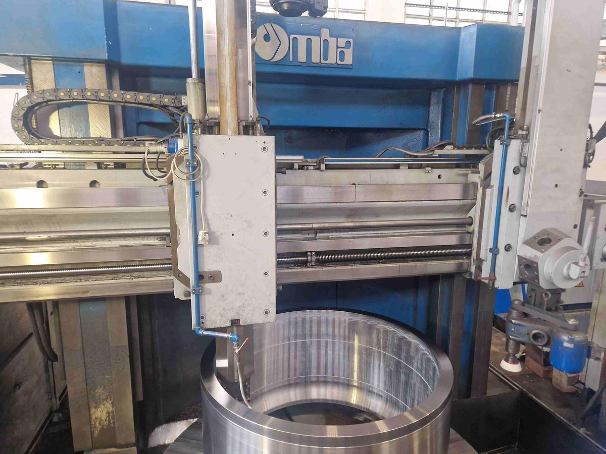 Usato TORNIO VERTICALE OMBA TV 215 CNC