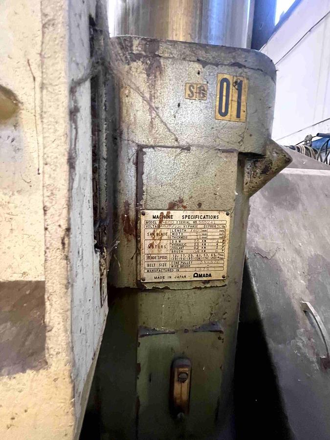 Usato SEGATRICE A NASTRO AUTOMATICA AMADA H 600