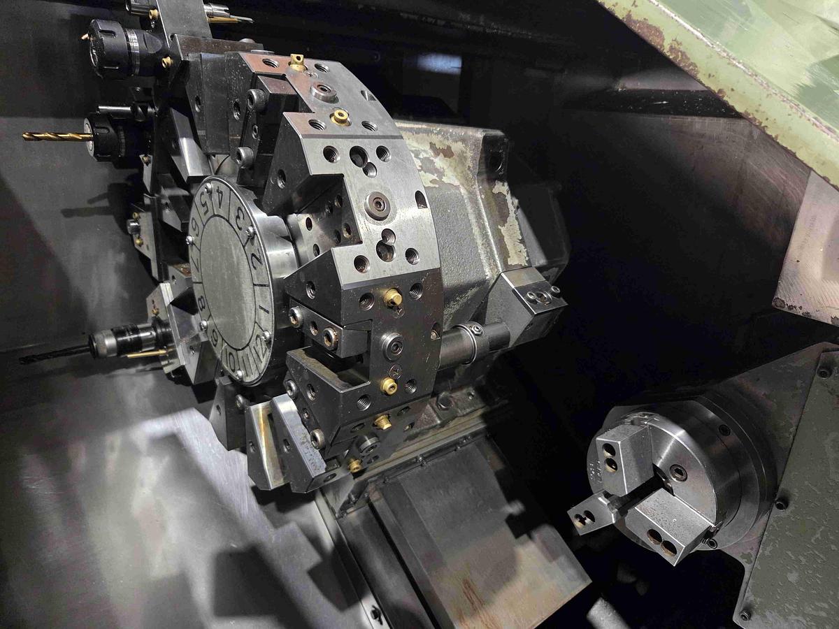 Usato TORNIO PARALLELO A BANCALE INCLINATO OKUMA LB 15 C CNC