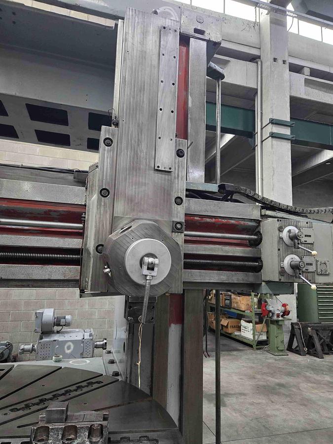 Usato TORNIO VERTICALE TITAN SC 27