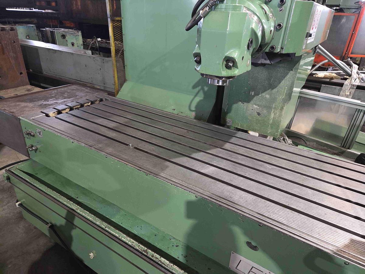Usato FRESATRICE A BANCO FISSO FPT LEM 2 CNC