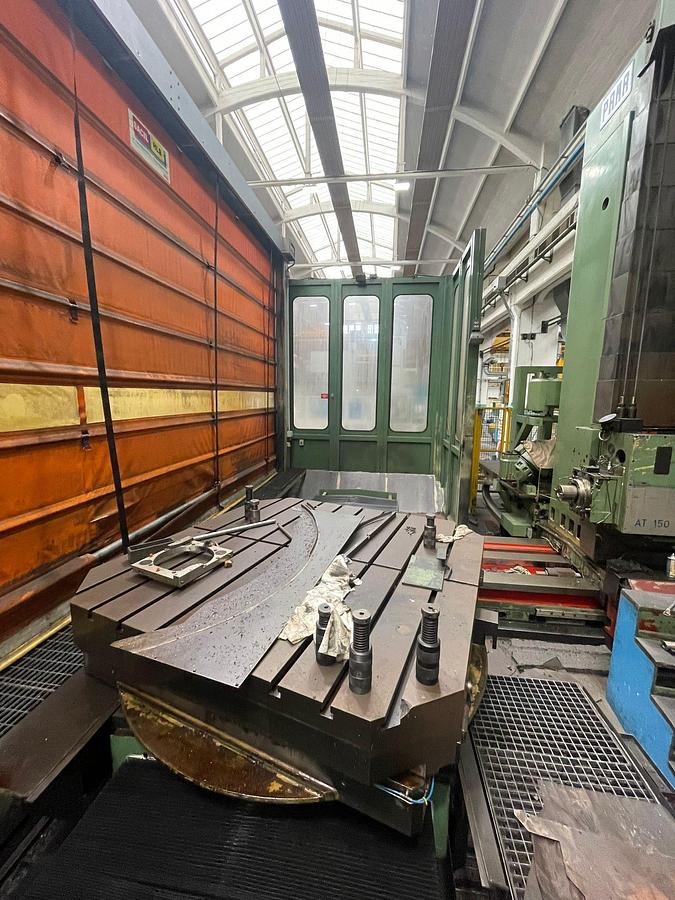 Usato ALESATRICE A "T" PAMA AT 150 CNC