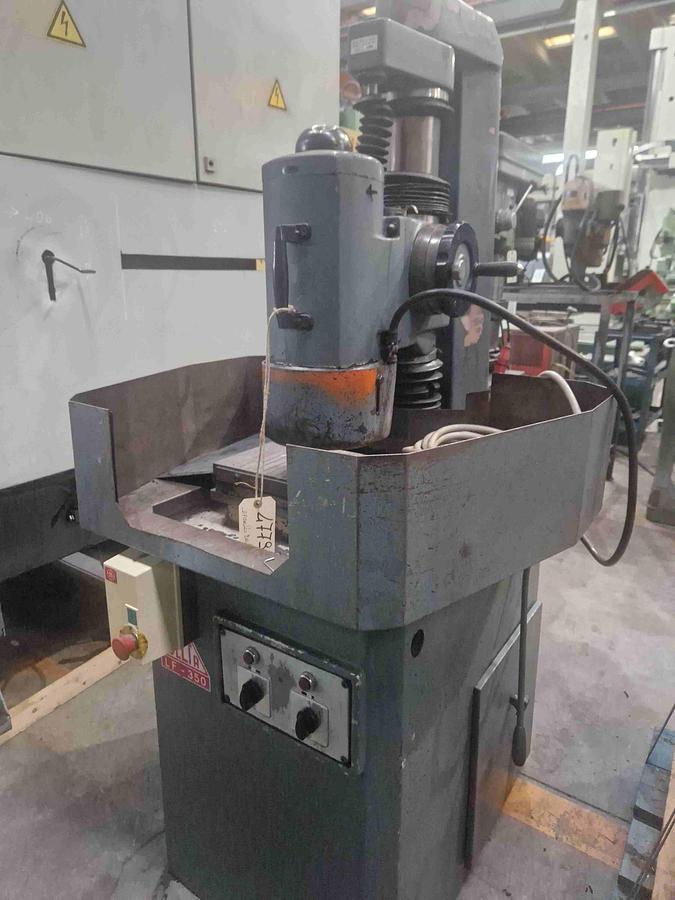 Usato RETTIFICA CON MOLA A TAZZA DELTA LF 350
