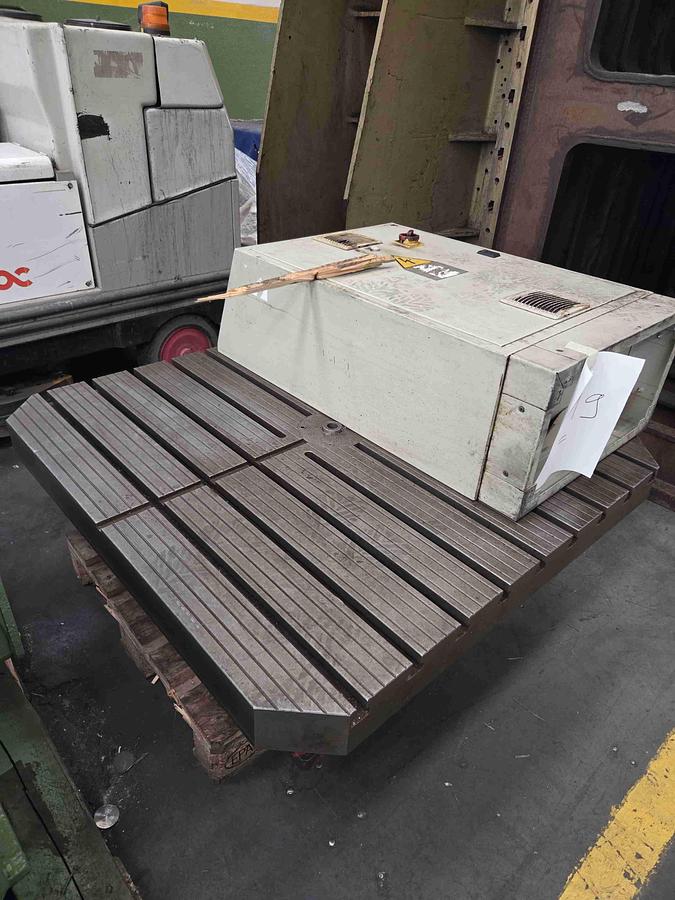 Usato TAVOLA GIREVOLE OMR TGO 1250x1250 CNC