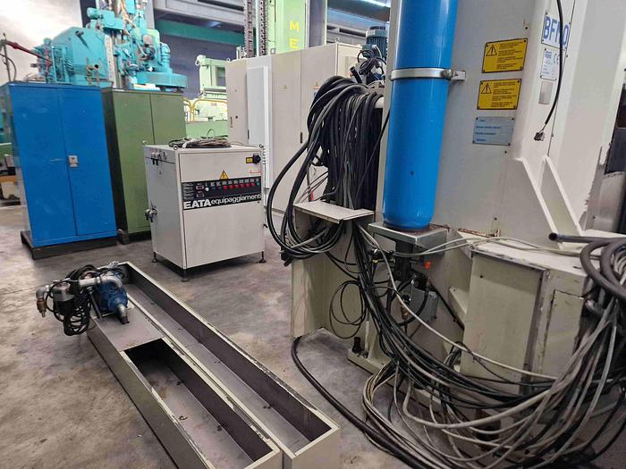 Usato FRESATRICE A BANCO FISSO MONTI BFM0 CNC
