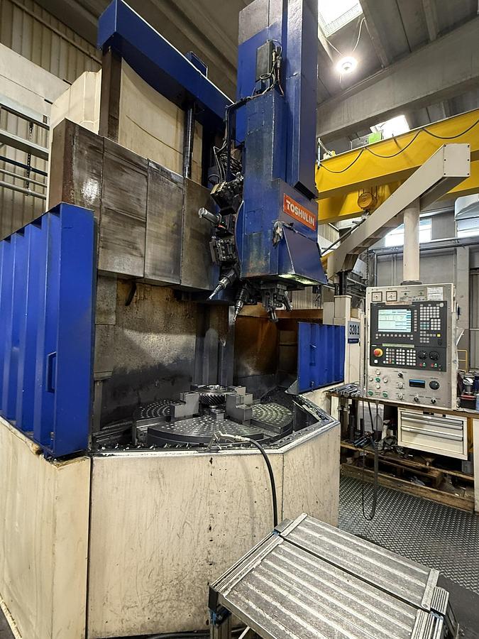 Usato TORNIO VERTICALE TOS SKIQ 12 CNC
