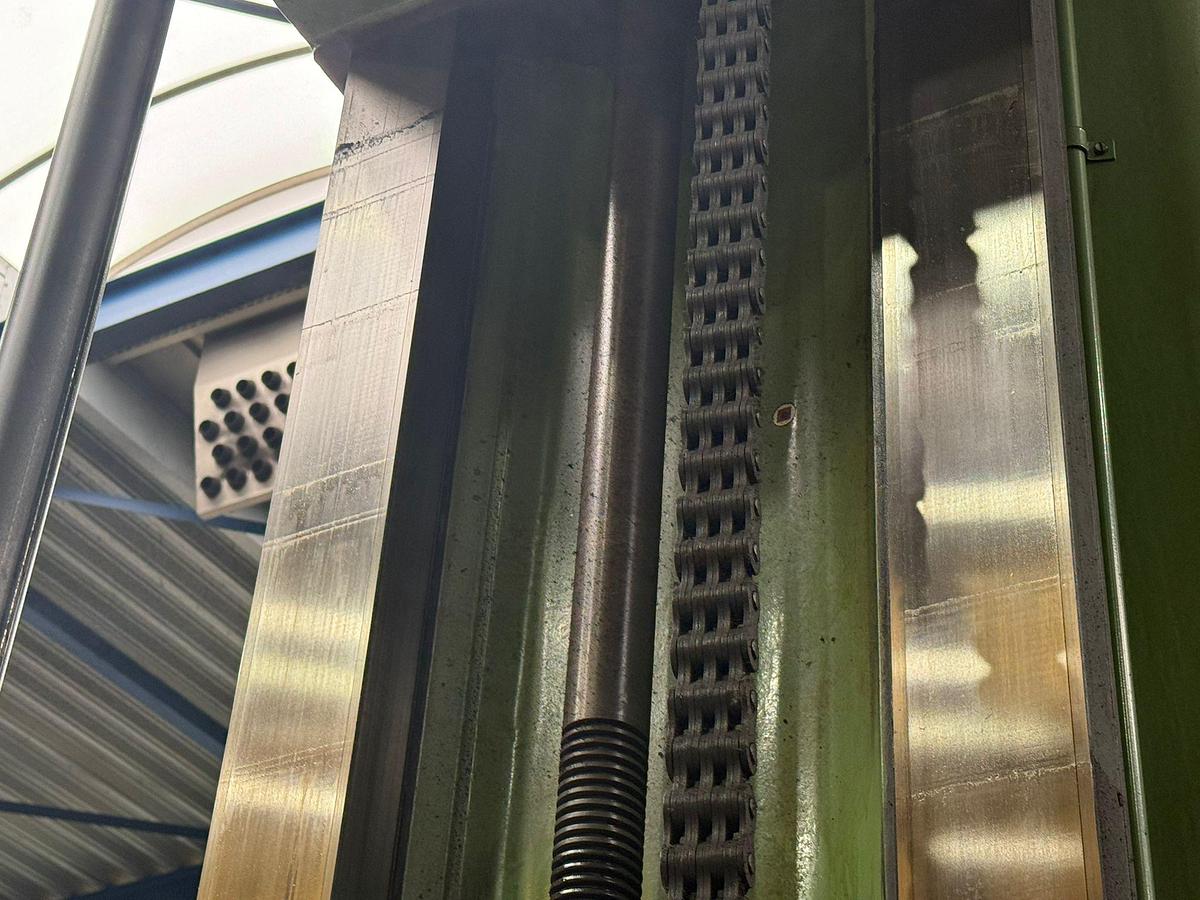 Usato ALESATRICE A TAVOLA WOTAN B 130