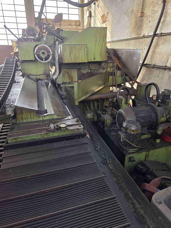 Usato RETTIFICA PER ESTERNI KIKINDA AFE 400 x 3000