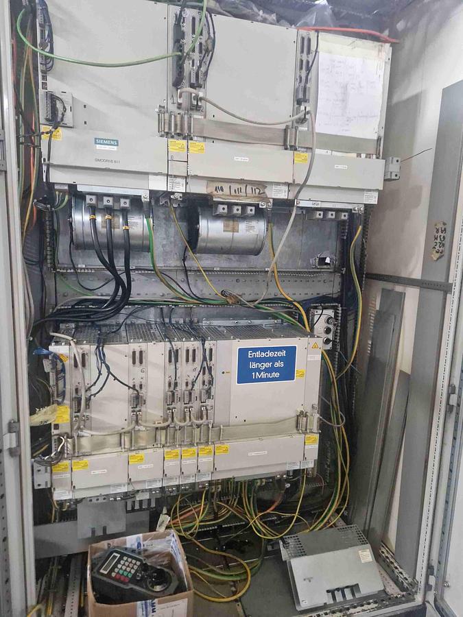 Usato DENTATRICE A CREATORE LIEBHERR L 3002 CNC