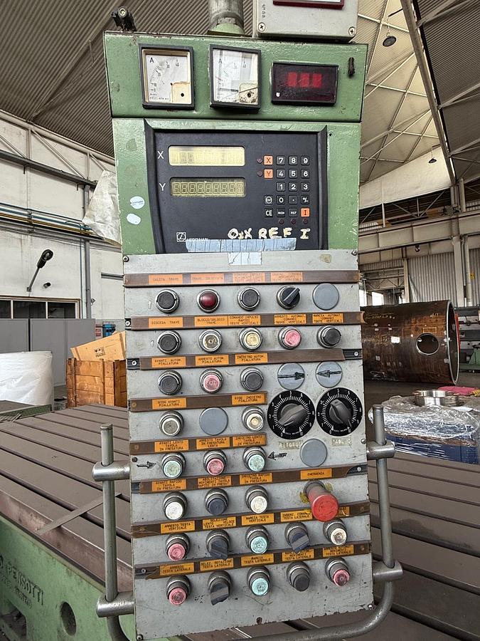 Usato FRESATRICE A PORTALE APERTO CON CONTROMONTANTE PENSOTTI KR 150