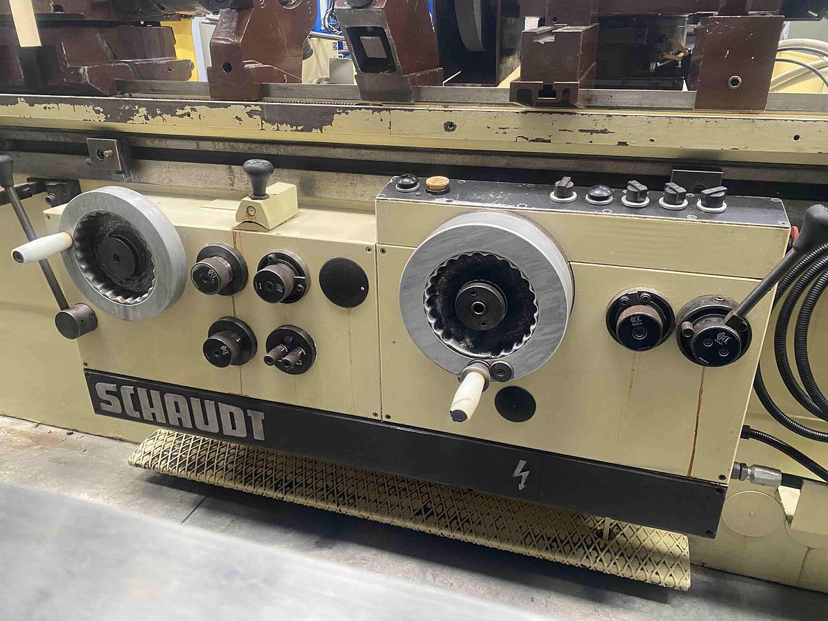 Usato RETTIFICA UNIVERSALE SCHAUDT E 550 U 2000