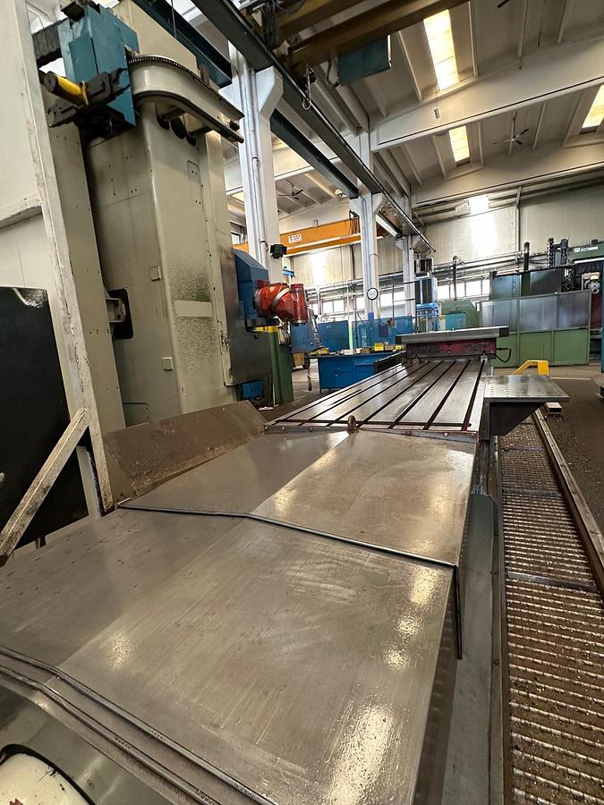 Usato FRESATRICE A "T" NOVAR PROTEA 5000 CNC